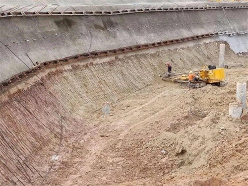 神农架基坑边坡加固